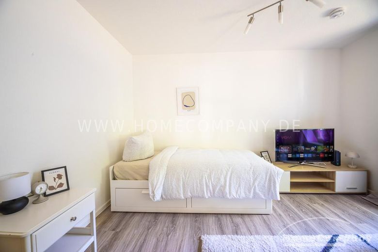28167 HomeCompany Dresden Möbliert/Furnished Studio Apartment in Dresden-Laubegast max. 2 Personen – 1b643e8fd15a4a288c6c97e66dcb566a7128676d.jpg