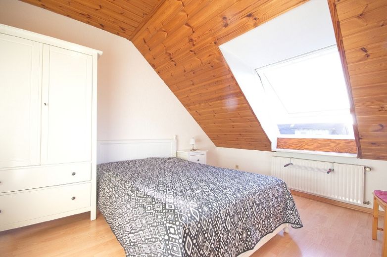 Gemütliche Maisonettewohnung mit guter Anbindung zur Mülheimer Innenstadt – Stadt am Fluss – f86669b602323a0cd33c7f5b387bafa74dc022cb.jpg
