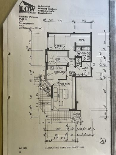 Geräumige 3 Zimmer Wohnung mit eigenem Garten und Garage – Grundriss