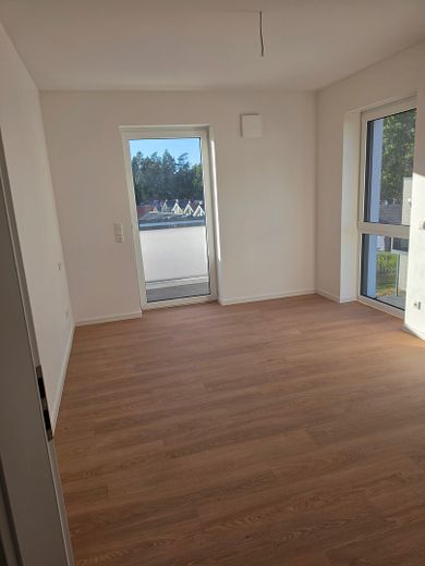 Primera ocupación: moderno apartamento en planta retranqueada con terraza en la azotea y confort residencial energéticamente eficiente – Schlafzimmer