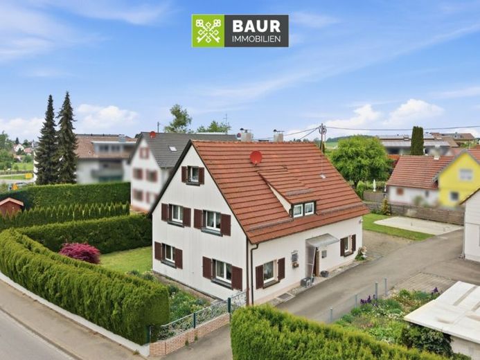 360° I Familienfreundliches Wohnhaus in Bergatreute
Mit viel Platz, Potenzial und solider Massivbauweise – Foto 1