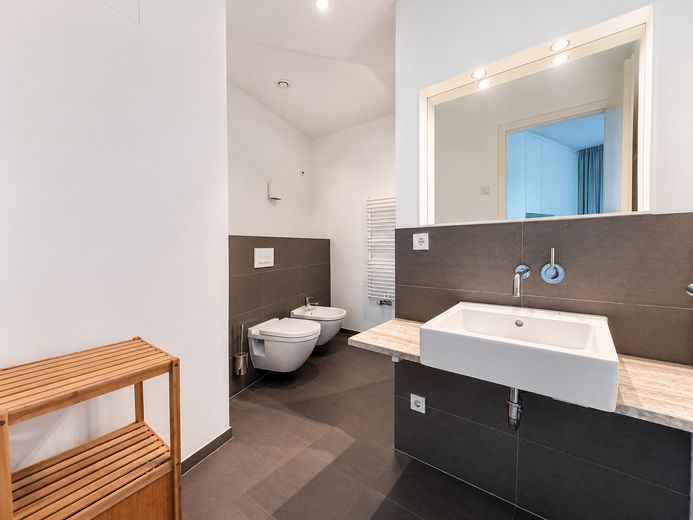 Exklusive 2-Zimmer-Wohnung im Kranhaus Nord – 16. Etage mit spektakulärem Rheinblick – Foto 9