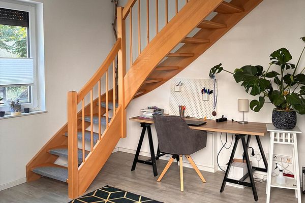 **FLATERATE MIETE!** 2R. Wohnung (BJ2019), inkl. hochwertiger Küche (EBK), FBH, Wallbox,