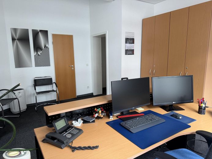 Büro im Herzen von Langenfeld – Empfang-2