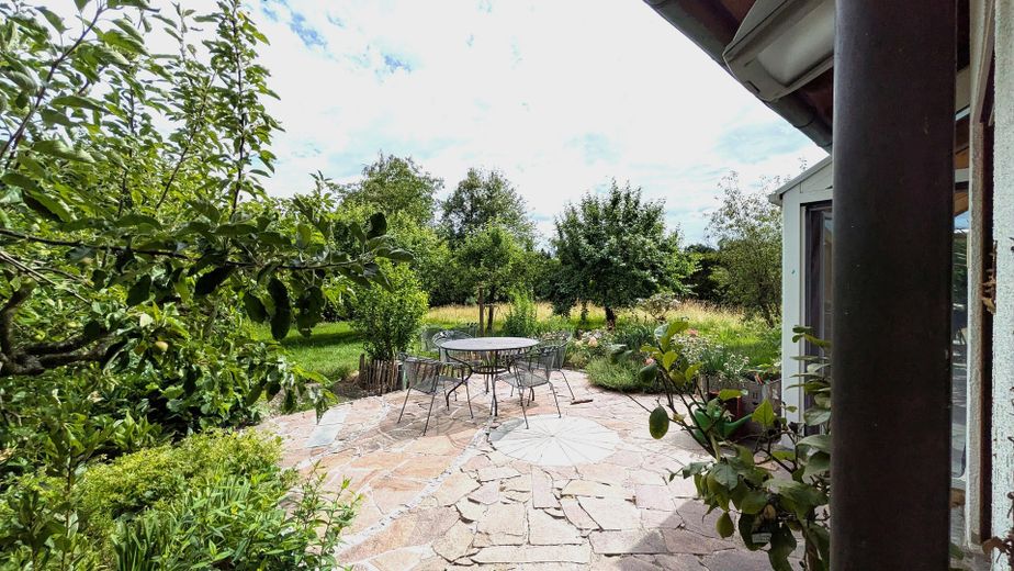 Habiter et travailler sous le même toit – Terrasse rechts