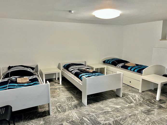 Monteurzimmer in Neufahrn für 7 Personen – Foto 2