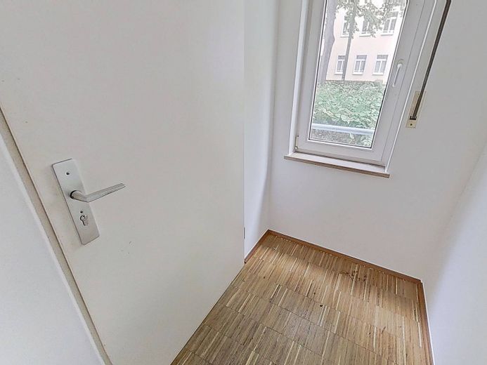 ** Appartamento con 2 locali al piano terra con terrazza soleggiata a Lipsia ** – Eingangsbereich