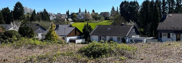 Schönes Baugrundstück für eine moderne Doppelhaushälfte in guter Wohnlage