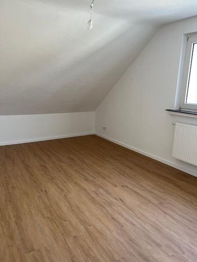 Frisch renovierte schöne 2-Zimmer-Wohnung in attraktiver Lage – Foto 5