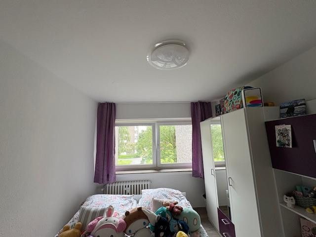 Schlafzimmer 1