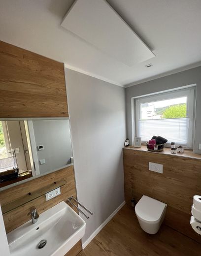 Gäste WC UG