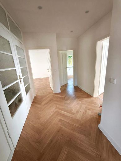 Top-Lage & Erstbezug-Standard: modernisierte 4-Zimmer-Wohnung (4 +1 Zimmer) – फोटो 1