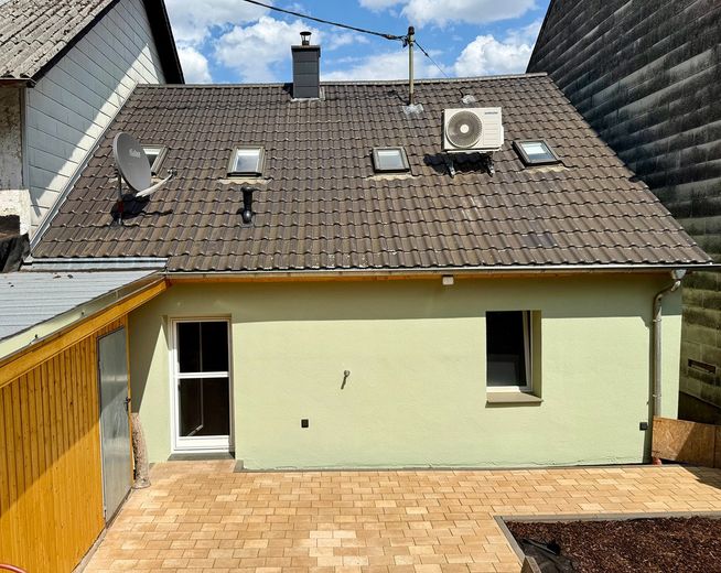 Charakter statt Standard - energetisch saniertes Wohnhaus – Foto 15