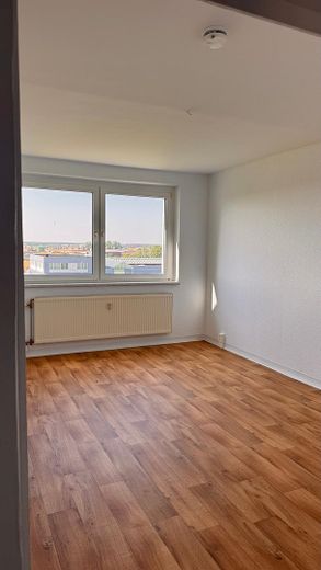 220 € | 59 qm | 3 ZKB Balkon | Günstige Fernwärme – Foto 3