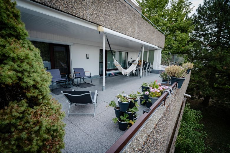 Appartement de 5 pièces de 172 m² sur un seul niveau – spacieux et adapté aux personnes âgées – Terrasse