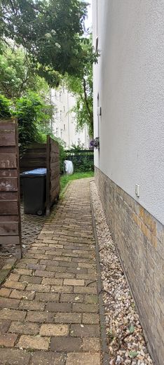 Abfallbehälter Bereich