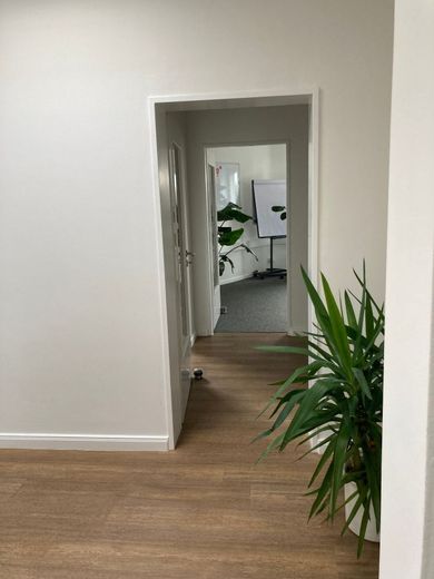 Büro in Wandsbek sucht neuen Mieter – Flur 2
