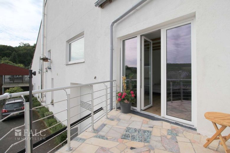 Im neuen Look! – Balkon