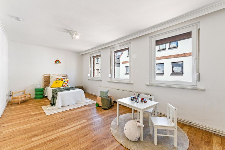 Sofort frei, Stadthaus in Finkenwerder, 4 Zimmer + Büro, Provisionsfrei – Foto 4