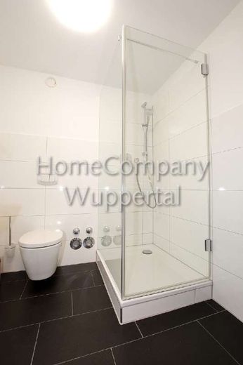 Luxuriöses Apartment in zentraler Lage mit Balkon, DSL-Wifi und Reinigungsservice – da84f048062c8d36c53f573e7e3fe82c0f3a3a06.jpg