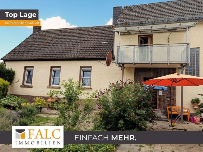 Haus mit Ausbaupotential und großem Garten – Foto 1