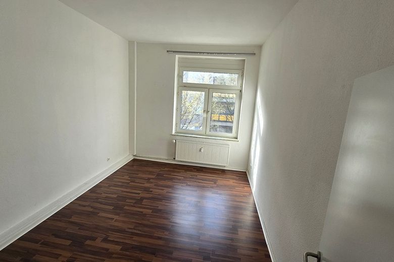 Helle 2-Zimmer-Wohnung in ruhiger Lage – zentral & gepflegt – Foto 1