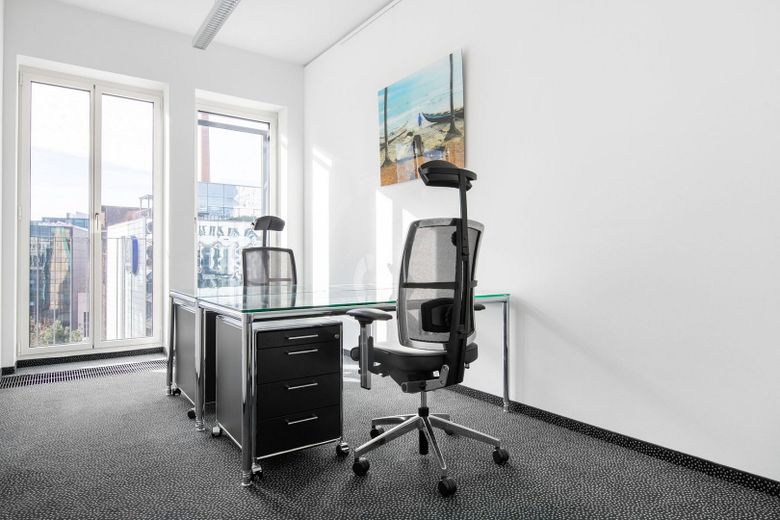 Pronájem kanceláře 1.011 m² – Foto 4