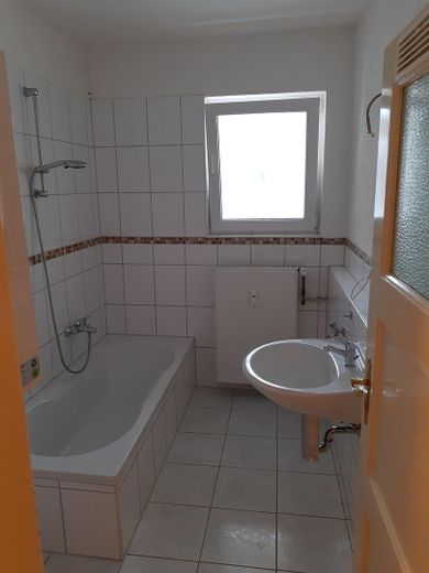 Vivienda familiar en ZW, disponible para alquilar a partir de noviembre/diciembre – Bad
