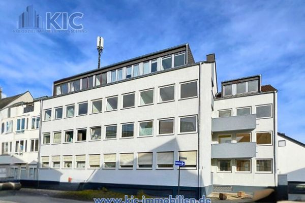 Colonia-Longerich: Piso de 2 habitaciones renovado – ideal para uso propio e inversores