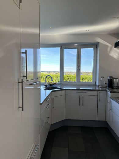Hochwertiges Einfamilienhaus mit Berg- und Seeblick Nähe  Prien – Küche