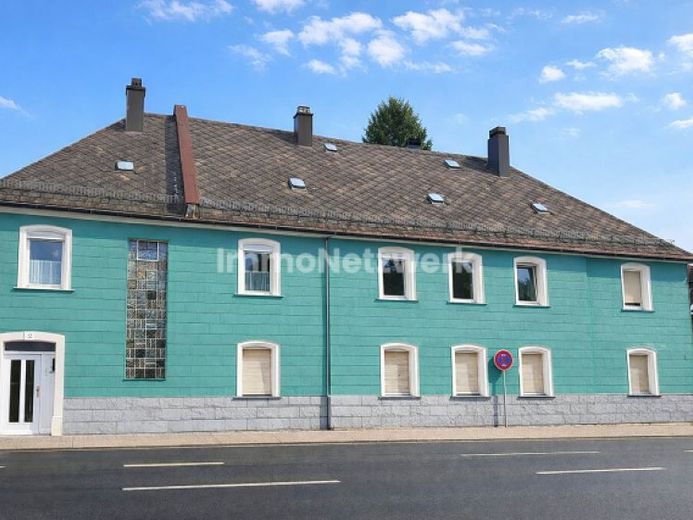 **Mehrfamilienhaus mit Perspektive – Attraktive Kapitalanlage in Wunsiedel** – Foto 1