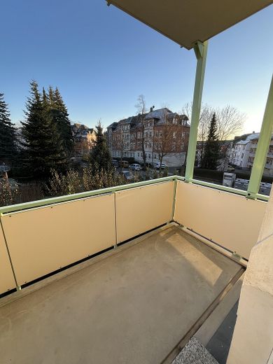 Erstbezug nach Renovierung - 5-Raumwohnung im 1. OG in ruhiger Lage – Balkon 1
