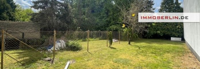 IMMOBERLIN.DE - Sanierungsbedürftiges Haus mit Nebengebäuden & Südgarten in naturverbundener Lage