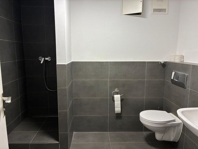 Офісні приміщення Мюнхен Нойхаузен – Bad / WC
