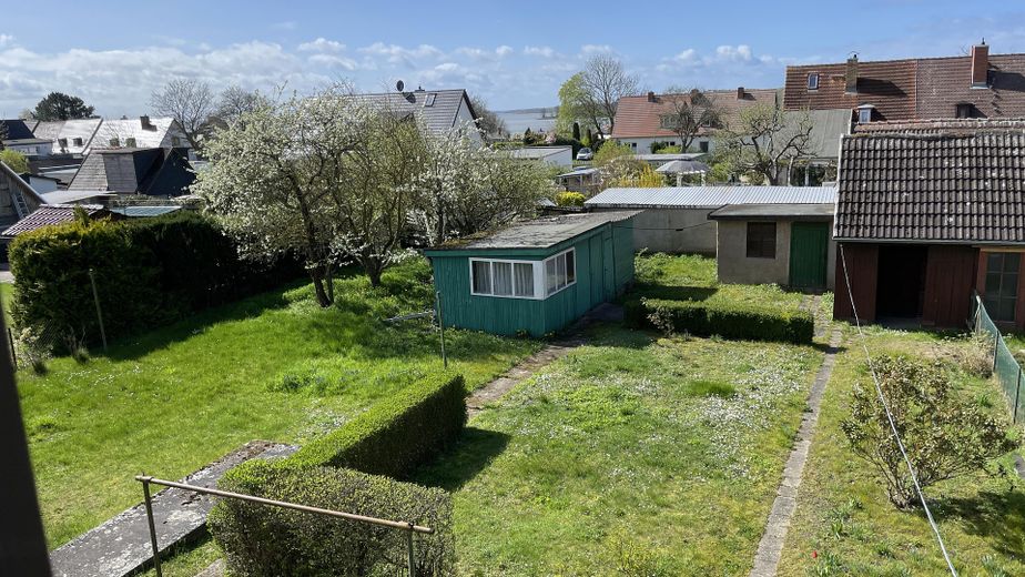 DHH mit großem Sonnengarten – Aussicht