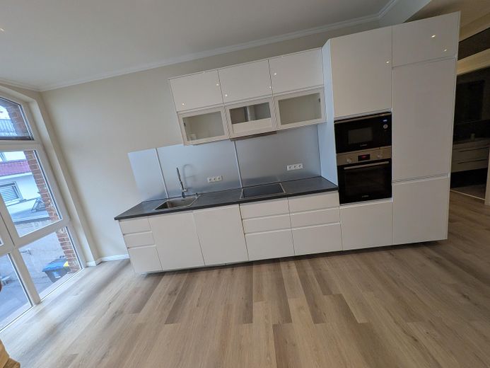 Top 5-Zimmer KfW Wohnung mit Küche, Balkon Bodenheizung in bester Lage von Wiesbaden Mitte – Küche