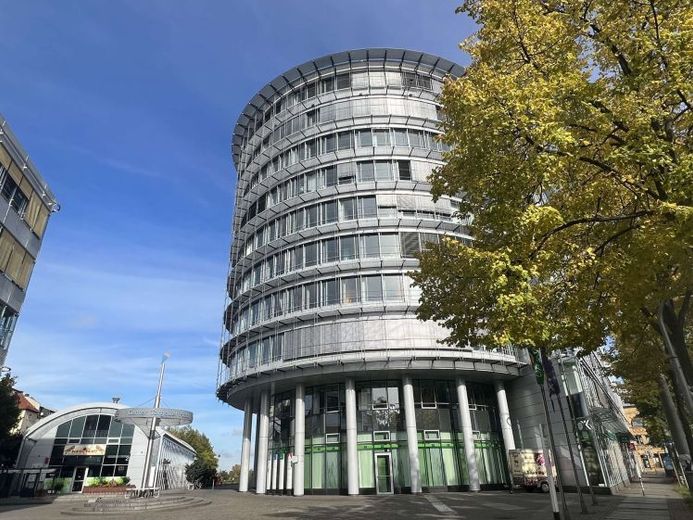 Torgauer Platz 1-3 / Modernes Bürocenter mit attraktiven Gewerbeflächen – Foto 1