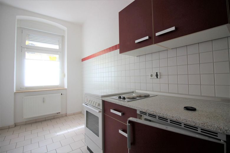 Schöne, helle, 1-Raum-Wohnung mit EBK nähe Uniklinik – Küche