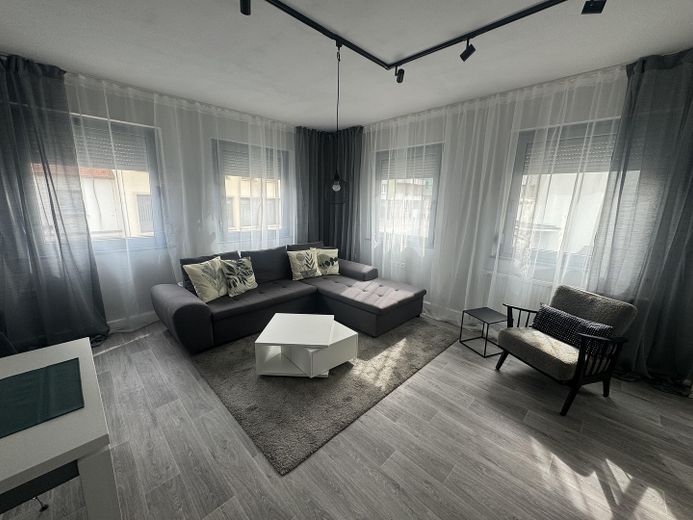 Möblierte Loft-Wohnung in zentraler Lage von Neckarsulm – Wohnbereich