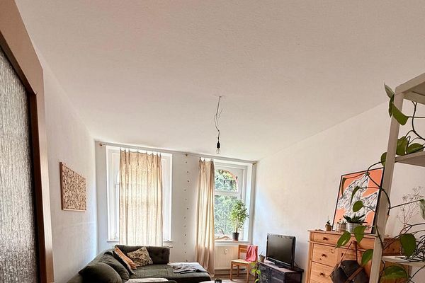 Attraktive 2-Raum-Wohnung im EG in Hirschberg/Saale