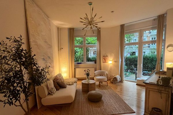 Elegante abitazione d’epoca con ampio giardino privato, arredata, a Berlino-Friedenau