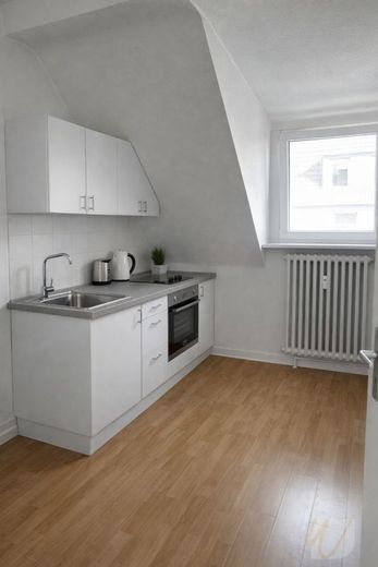 Dachgeschosswohnung in Duisburg-Duissern - 2 Zimmer auf ca. 45 m² – Küchenbereich
