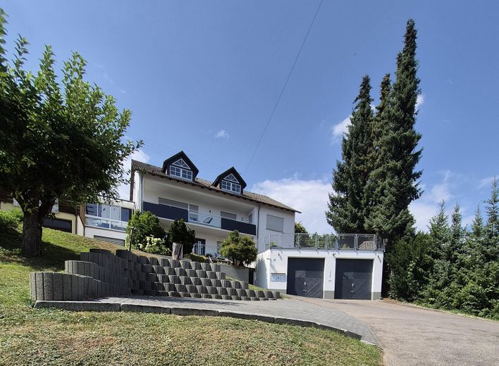 Außergewöhnliches Mehrfamilienhaus mit Aussicht und Ausblick – Foto 5