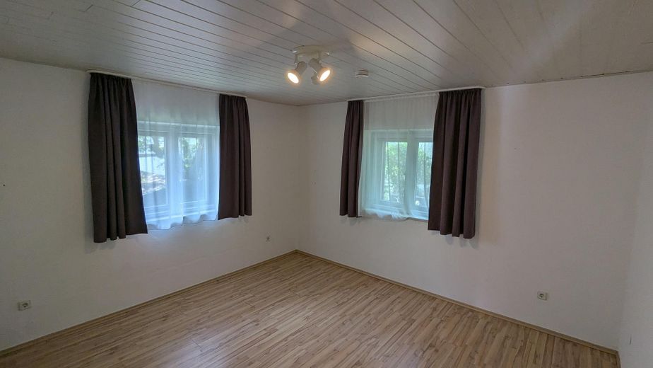 Raumwunder mit Potenzial: Ihr neues Zuhause im Herzen von Markt Schwaben – Zimmer EG SW