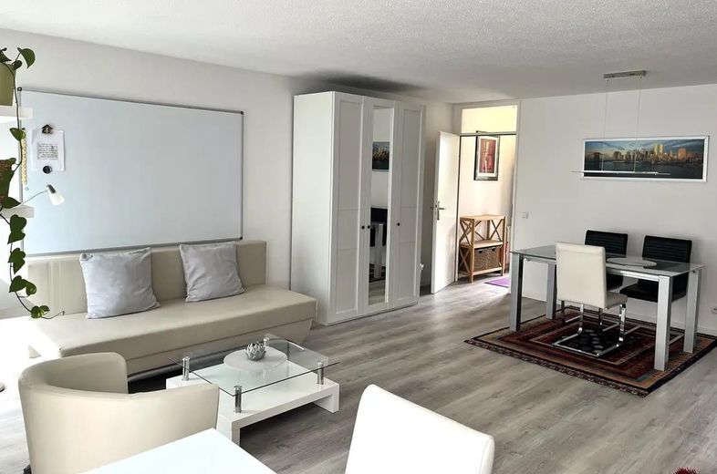 From 01.12 - 1-room apartment, 5 min from Völki - fully furnished, incl. utilities + electricity + internet – komplette Möblierung inklusive