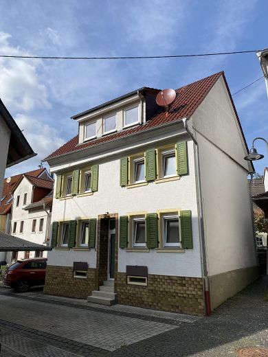 Vorderansicht Haus