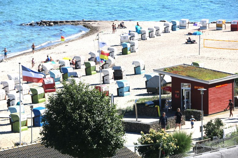 Blick v Balkon auf DLRG- Stati