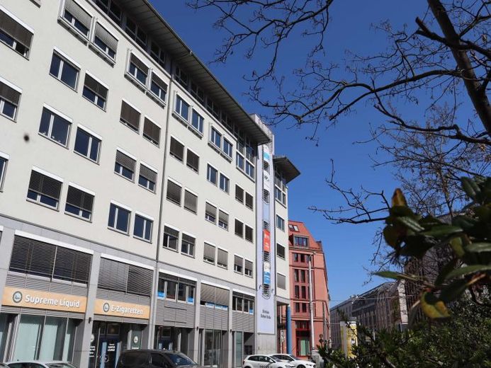 Powierzchnia handlowa w centralnej lokalizacji w centrum – Nord z garażem podziemnym – Zdjęcie 1