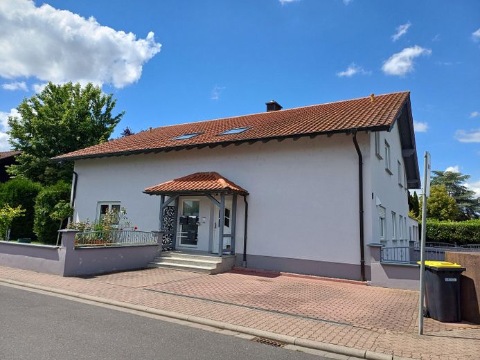 Haus Außen / Stellplatz 