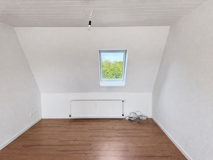 3 Zimmer Wohnung mit eigenem Garten - Erstbezug nach Renovierung – Foto 2